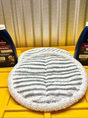 Bissell SpinWave Mop Pads 2 Pack + Multi-Surface Formula 8oz Lot New